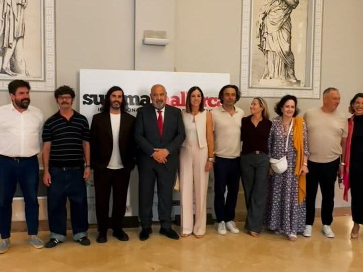 Mesa Redonda: "Proyectar la práctica artística II: necesarias emergencias"