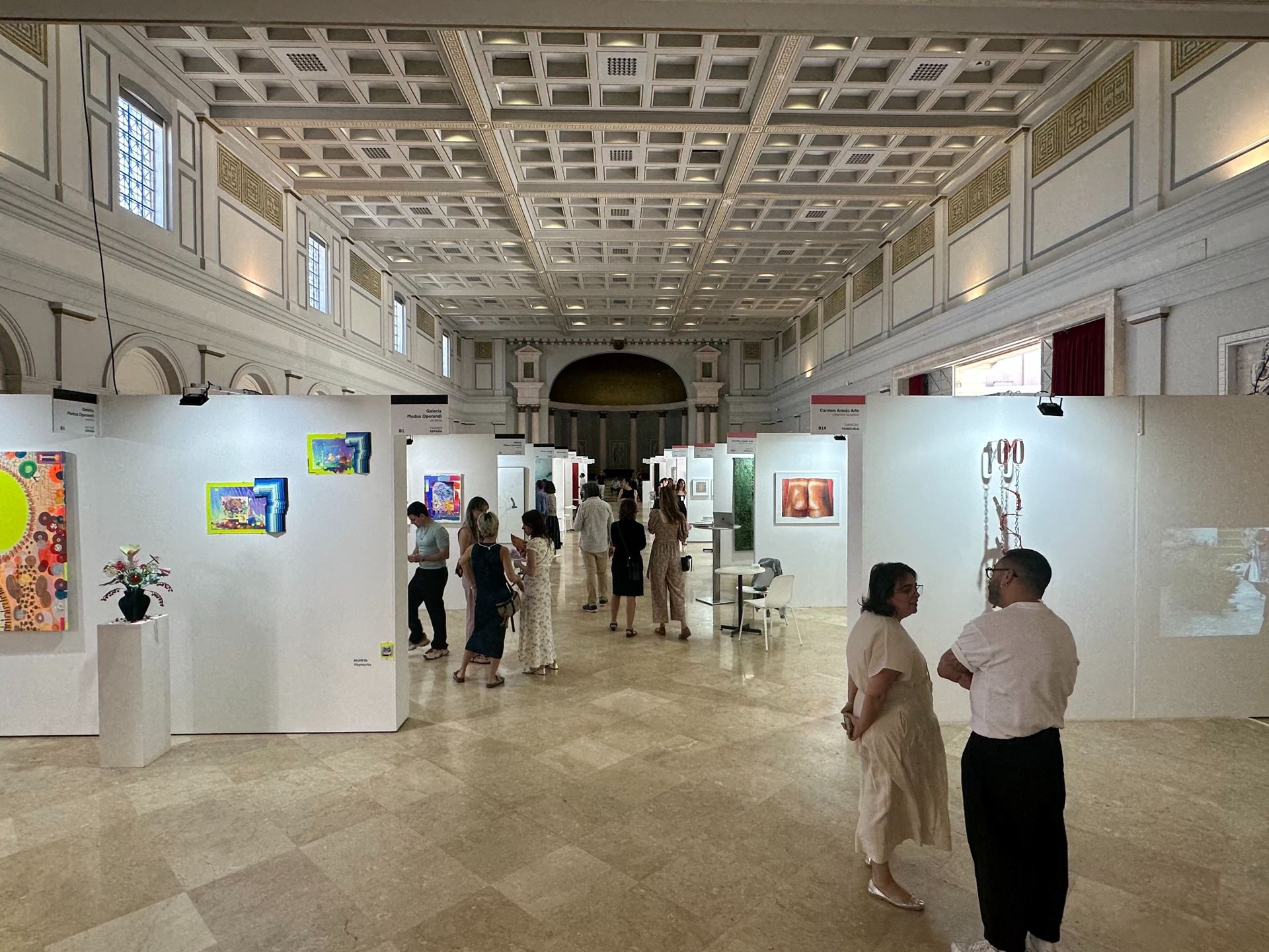 Mesa Redonda: Exposición Comisariada "Selecció natural"